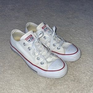 Womens Low Top White Converse